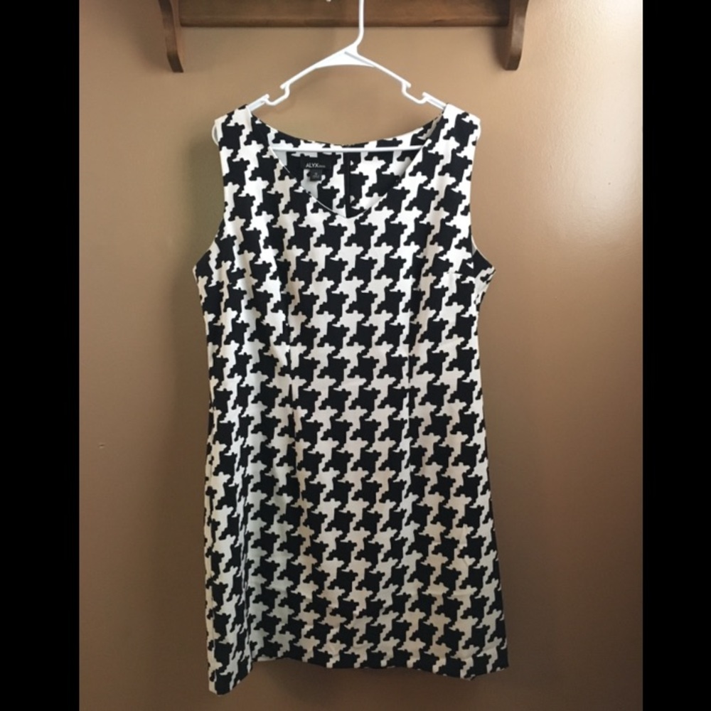 Hounds Tooth Dress